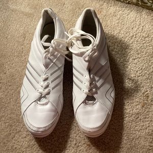adiddas cheer shoes